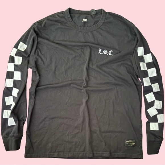 Levi's Black Long Sleeve Tee with White Checkered Sleeves - Picture 1 of 6